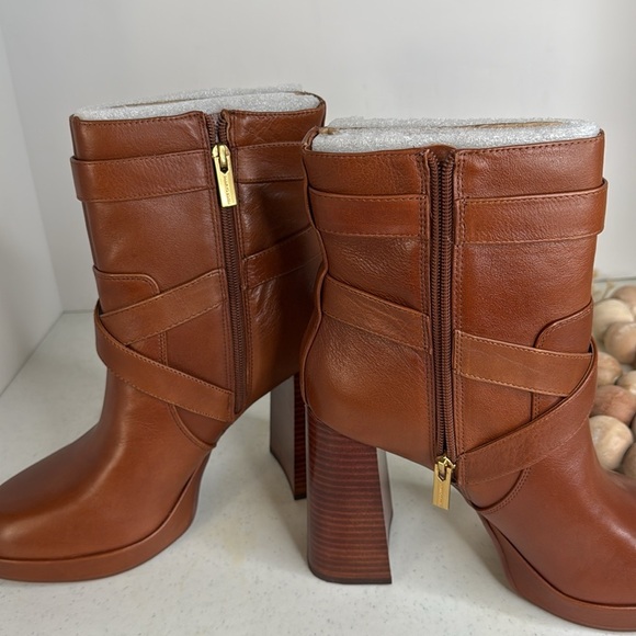 Vince Camuto Women's Coliana Platform Bootie Ankle Boot Color Whiskey Sz 10 - Picture 2 of 11